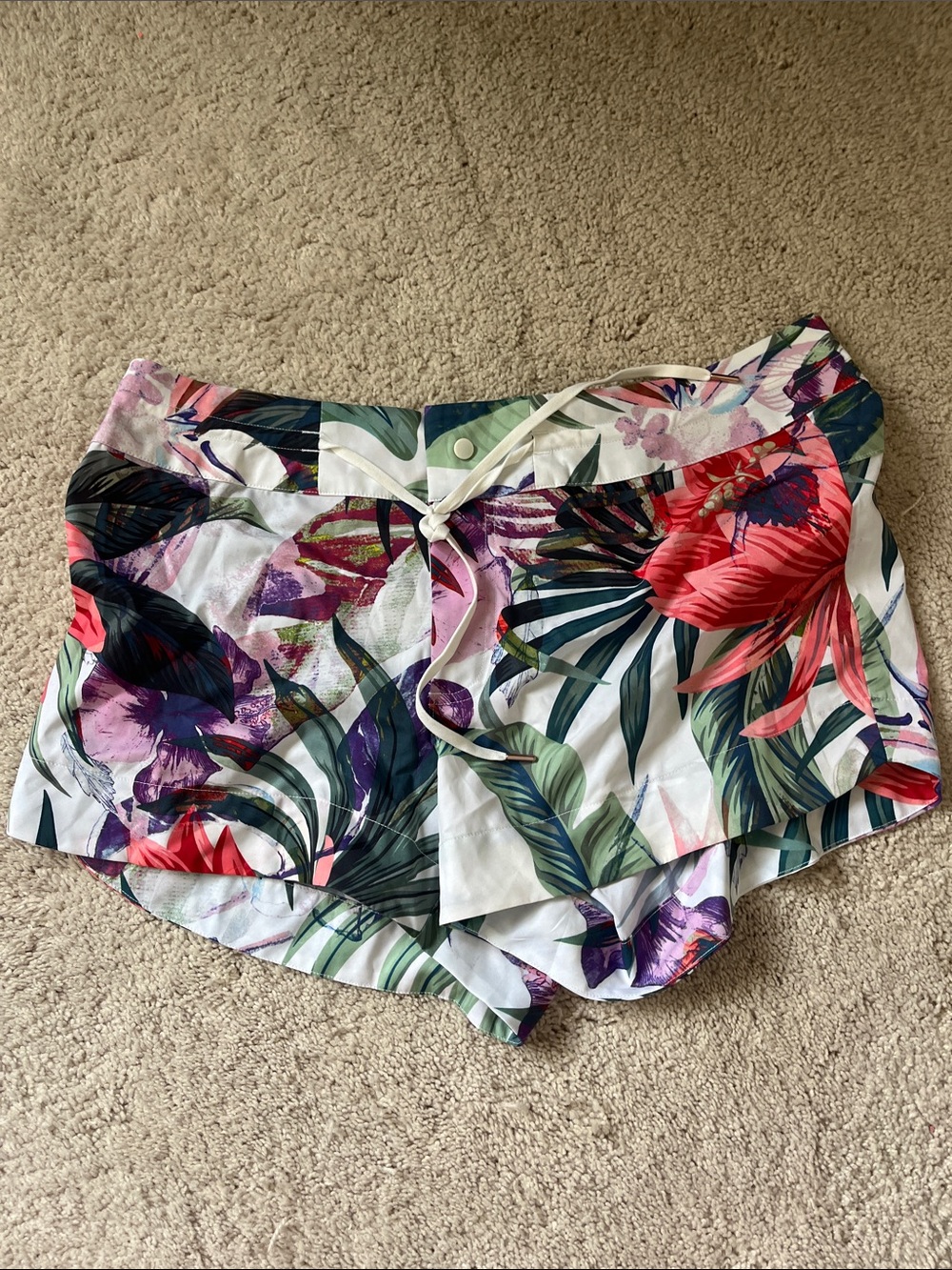 CALIA by Carrie Underwood White Tropical Floral Board Shorts